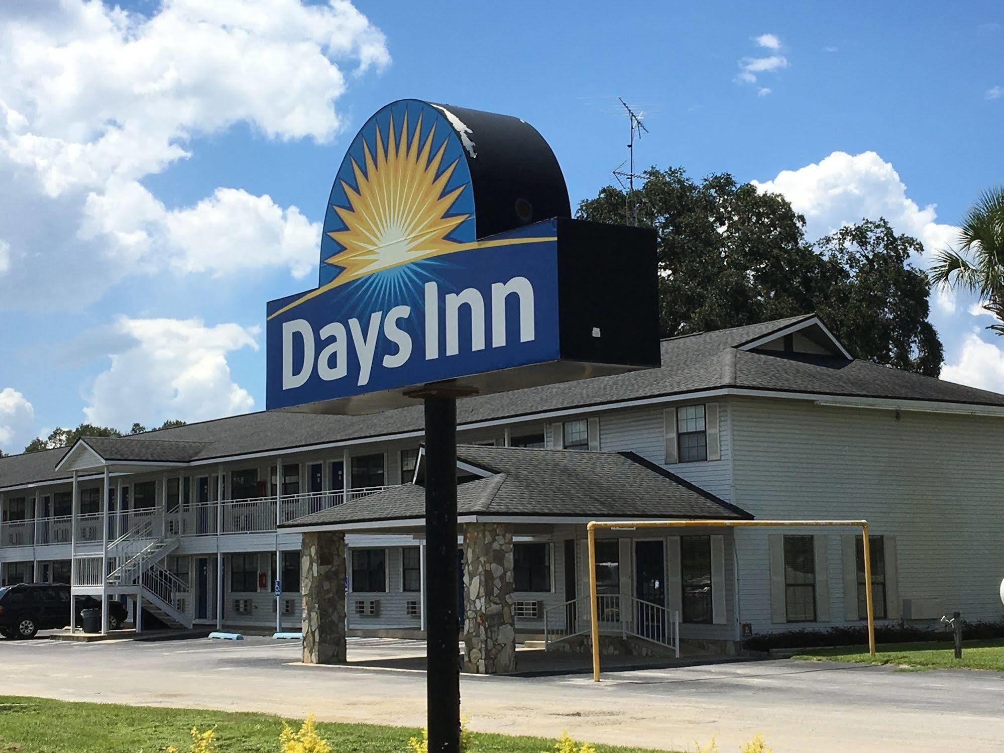 Days Inn By Wyndham Мадисон Экстерьер фото